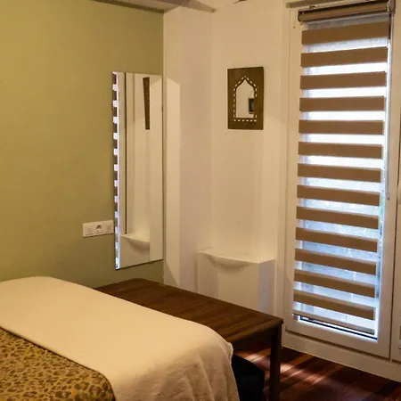 Apartman Spacious Cozy With Easy And Free Parking *