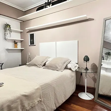 Spacious Cozy With Easy And Free Parking *