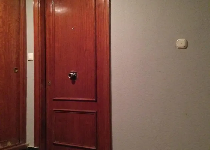 Spacious Cozy With Easy And Free Parking