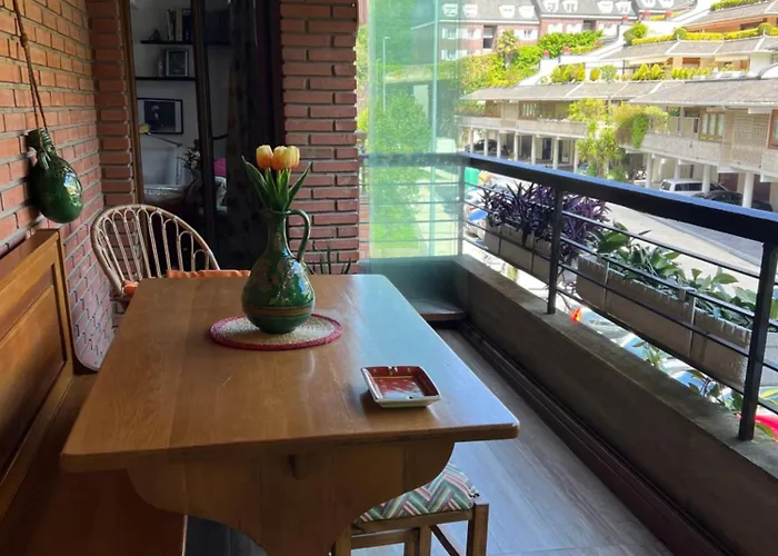 Spacious Cozy With Easy And Free Parking 公寓