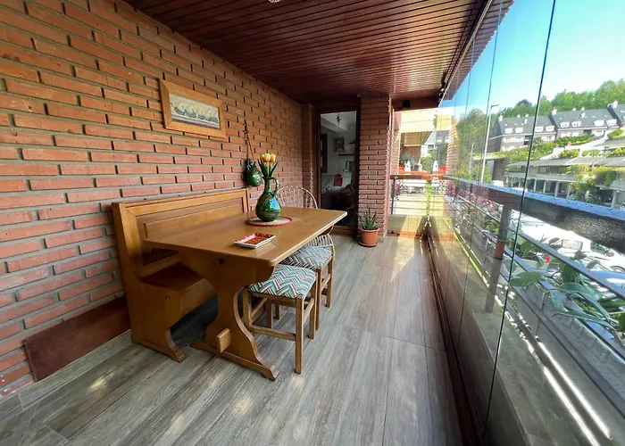 Spacious Cozy With Easy And Free Parking 公寓 *