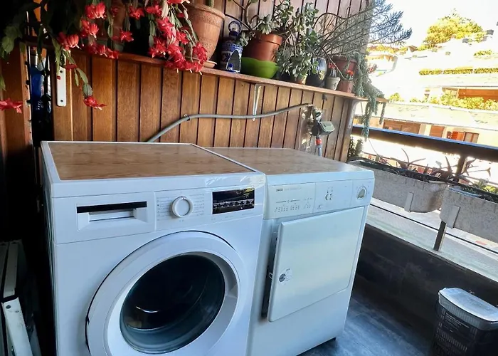 Spacious Cozy With Easy And Free Parking 公寓