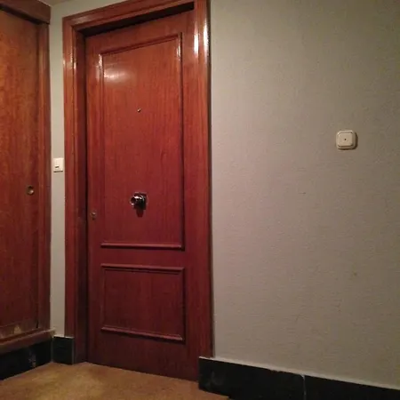 Spacious Cozy With Easy And Free Parking